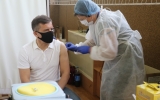  Масова вакцинація у Житомирі: за пів дня щепили  пів тисячі людей 