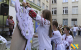 «Мрію, щоб настав мир і ми могли жити звичайним життям, як до війни», — учні ліцеїв влаштували флешмоб до Міжнародного дня миру